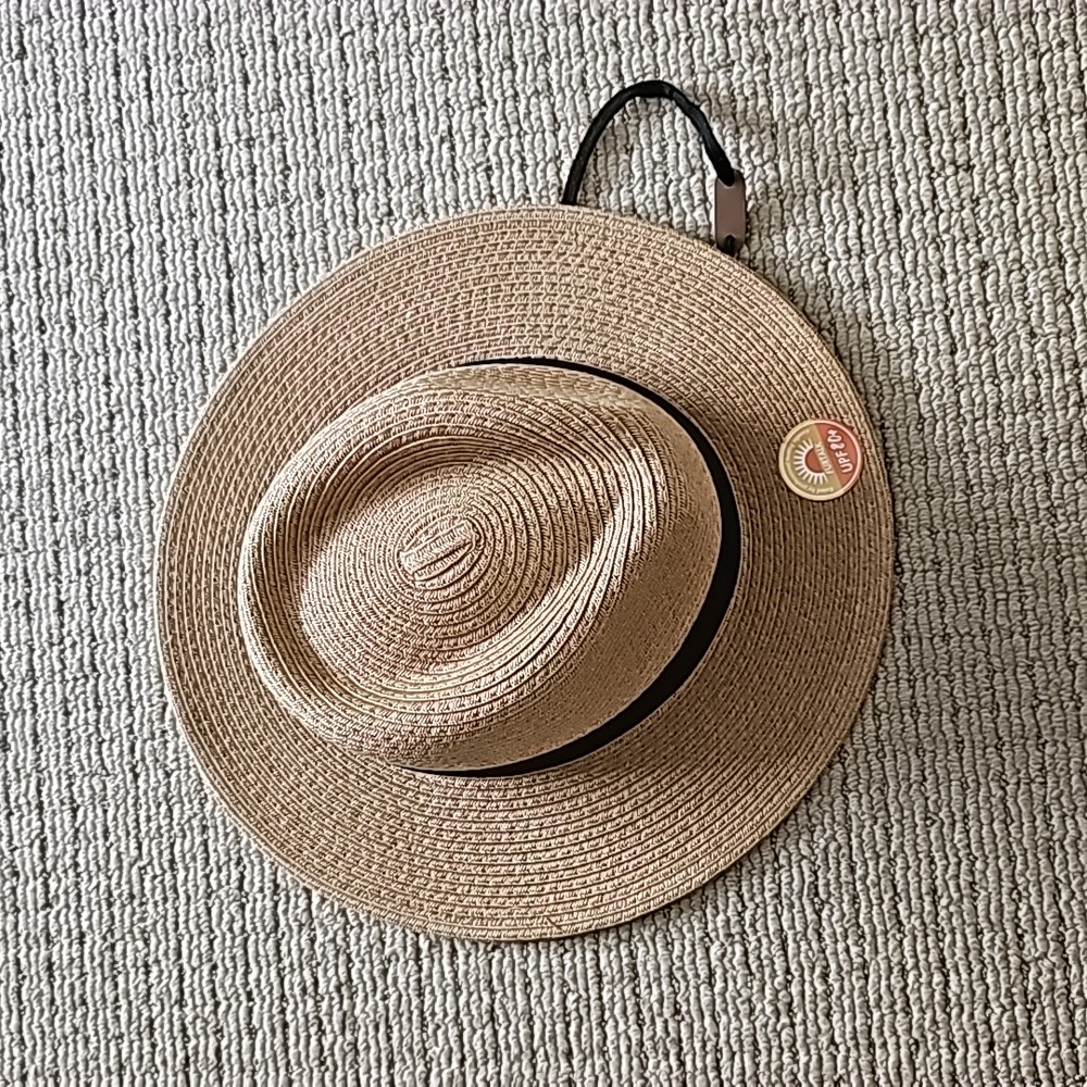 Straw hat - Picture 7 of 7